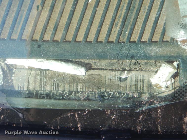 image for item FQ9557 1993 Chevrolet C2500 pickup truck