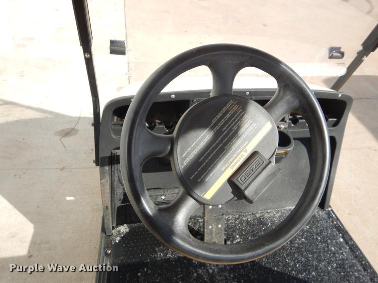 image for item FQ9561 2015 Ez-go Freedom TXT golf cart