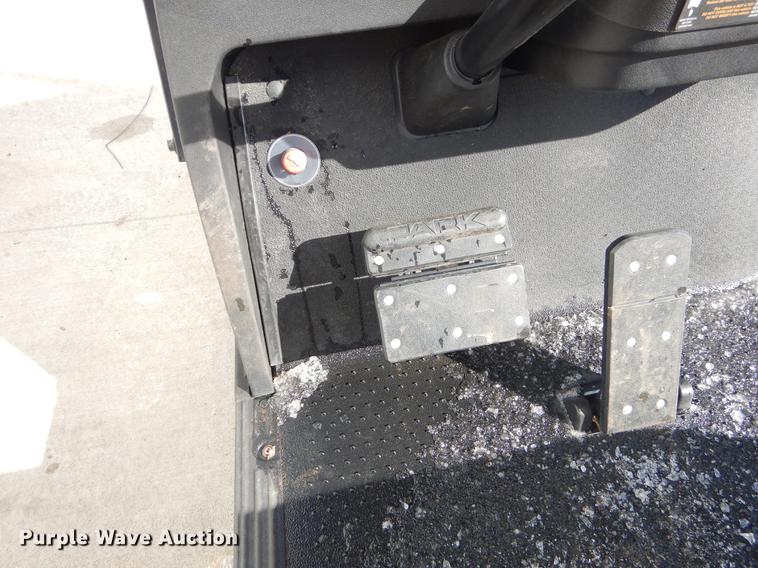 image for item FQ9561 2015 Ez-go Freedom TXT golf cart