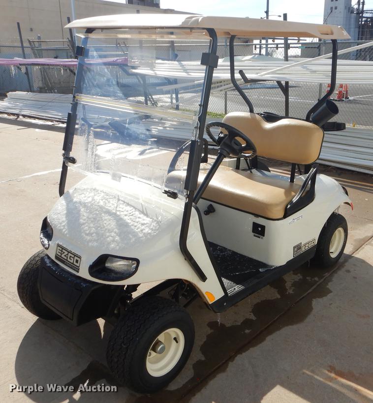 image for item FQ9562 2015 Ez-go Freedom TXT golf cart