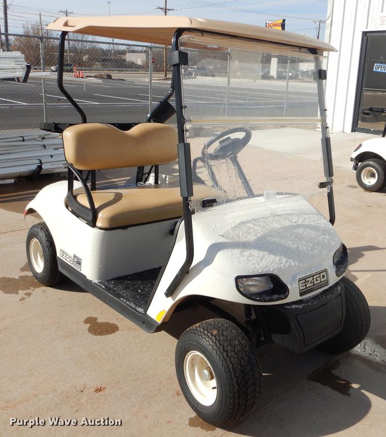 image for item FQ9562 2015 Ez-go Freedom TXT golf cart