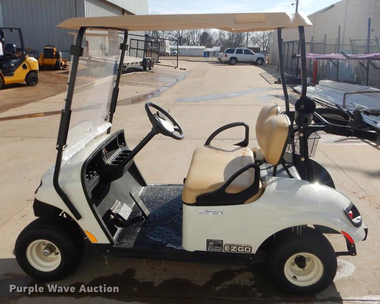 image for item FQ9562 2015 Ez-go Freedom TXT golf cart