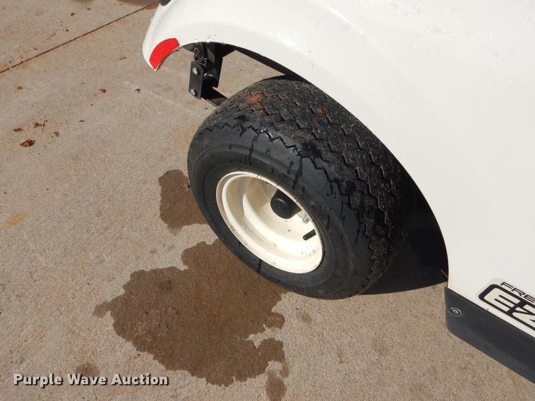 image for item FQ9562 2015 Ez-go Freedom TXT golf cart