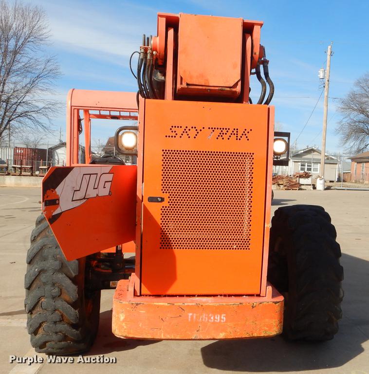 image for item FQ9564 2006 Sky Trak 10054 telehandler