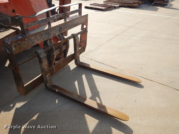 image for item FQ9564 2006 Sky Trak 10054 telehandler