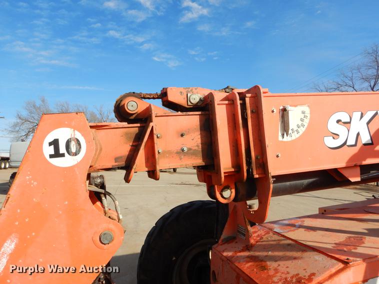 image for item FQ9564 2006 Sky Trak 10054 telehandler
