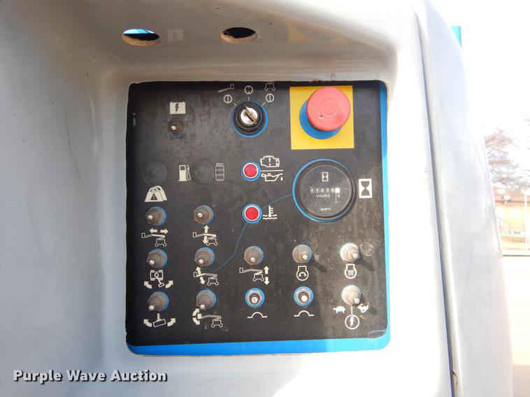 image for item FQ9565 2013 Genie Z45/25J boom lift