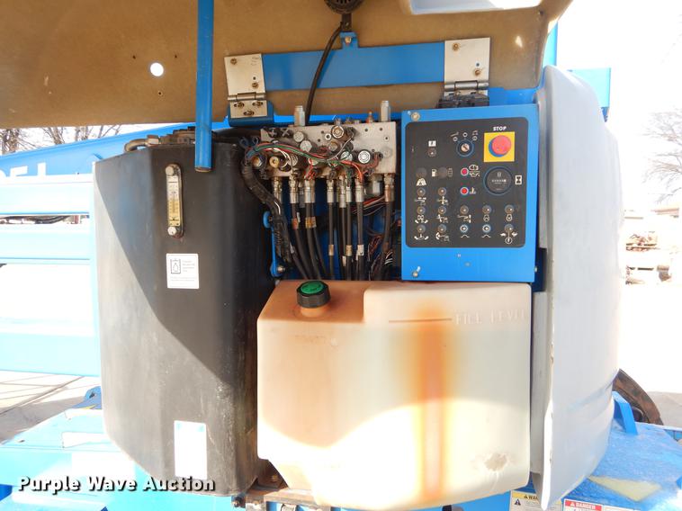 image for item FQ9565 2013 Genie Z45/25J boom lift