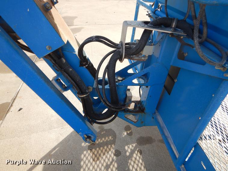 image for item FQ9565 2013 Genie Z45/25J boom lift