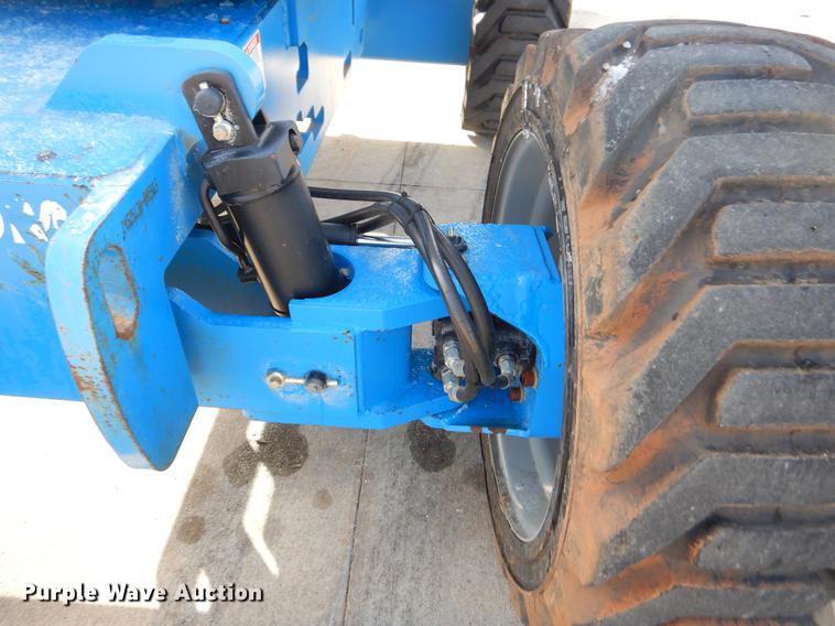 image for item FQ9565 2013 Genie Z45/25J boom lift