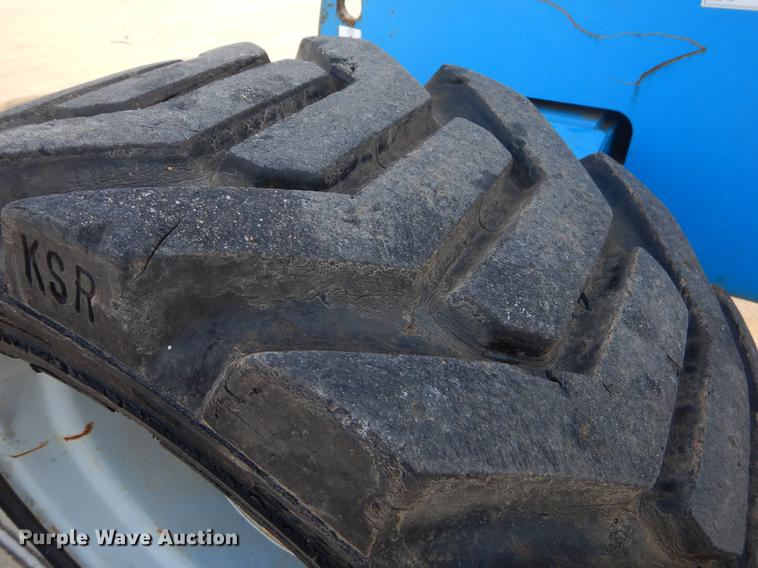 image for item FQ9566 2007 Genie S65 boom lift