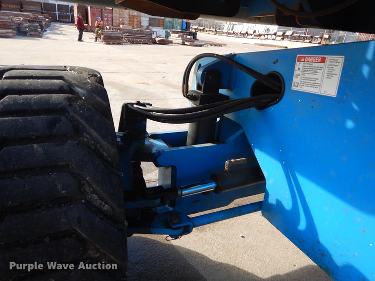 image for item FQ9566 2007 Genie S65 boom lift