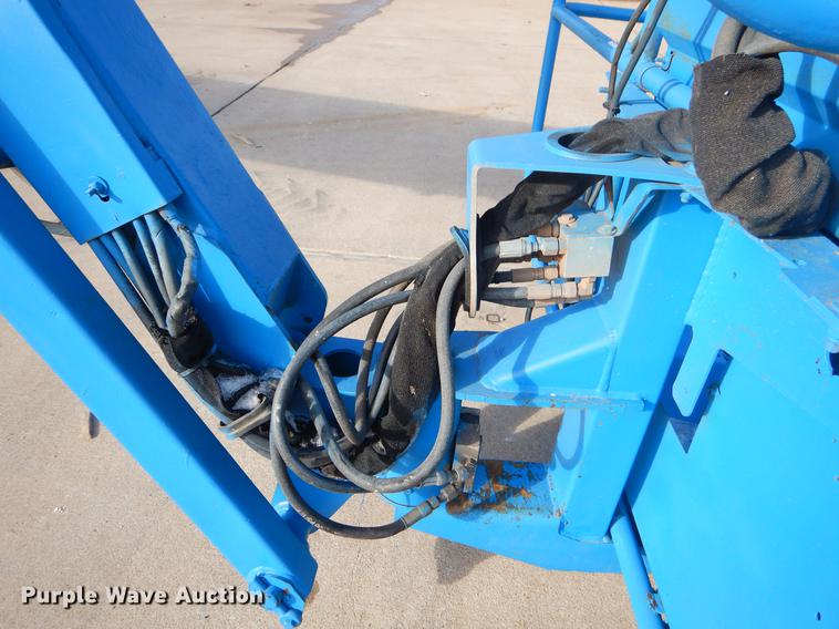 image for item FQ9566 2007 Genie S65 boom lift