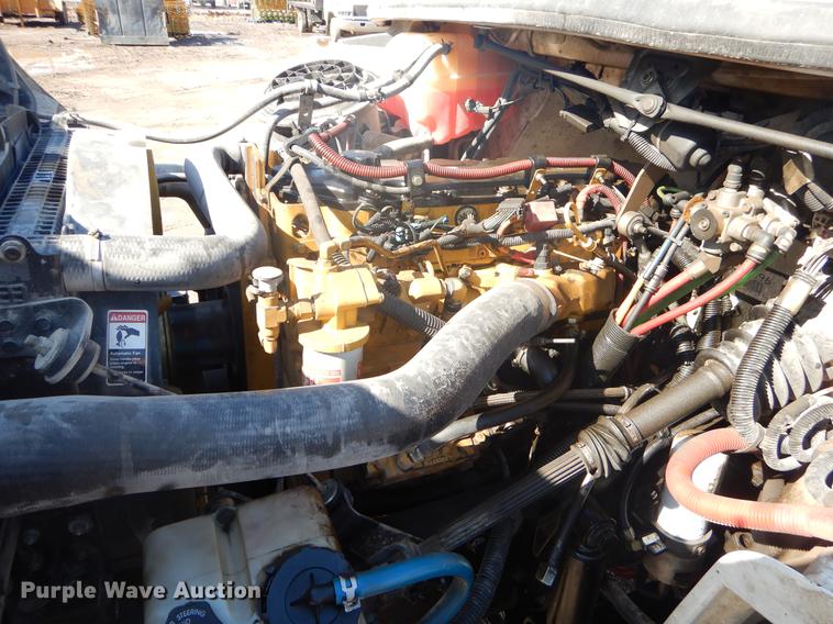 image for item FQ9570 2007 Freightliner Business Class M2 flatbed truck