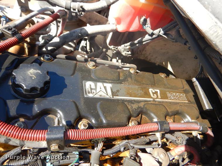 image for item FQ9570 2007 Freightliner Business Class M2 flatbed truck