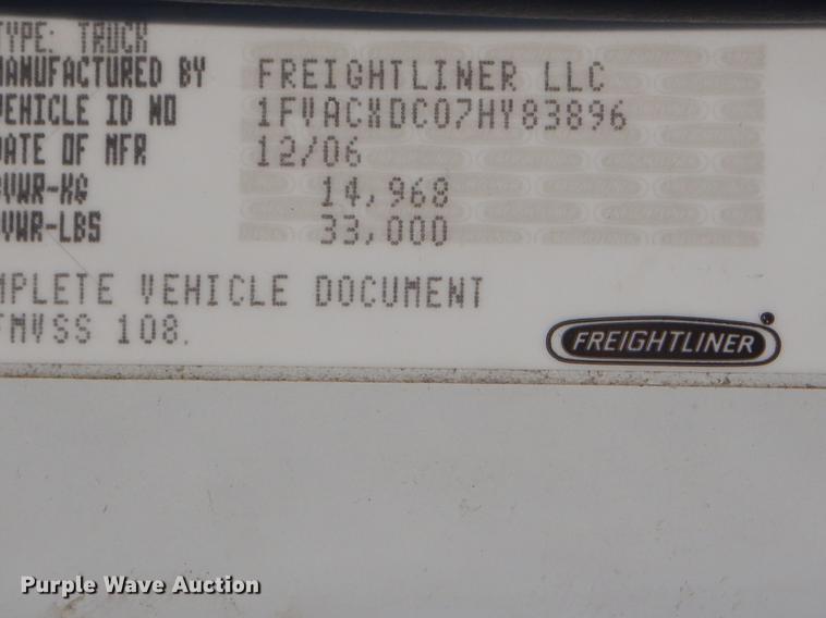 image for item FQ9570 2007 Freightliner Business Class M2 flatbed truck