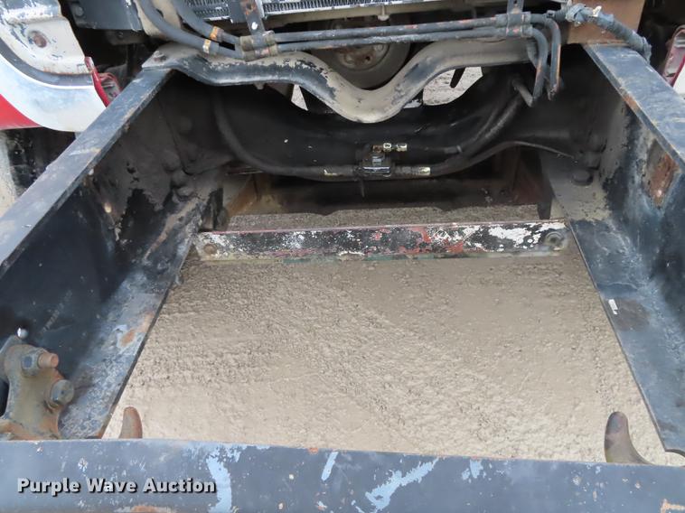 image for item L1492 1997 Ford LT8000 truck cab and chassis