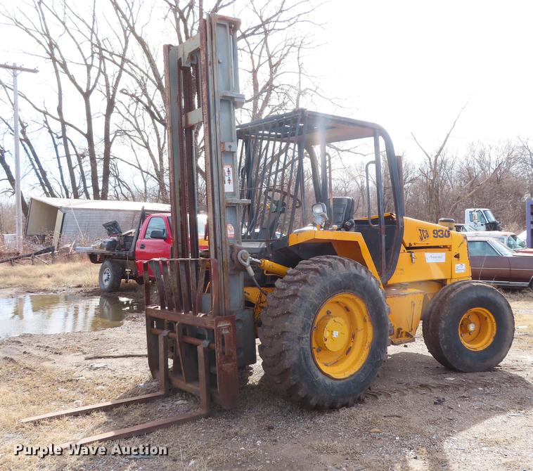 image for item L1494 1998 JCB 930 forklift