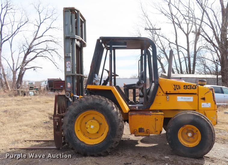 image for item L1494 1998 JCB 930 forklift