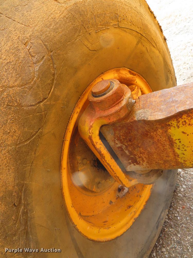 image for item L1494 1998 JCB 930 forklift