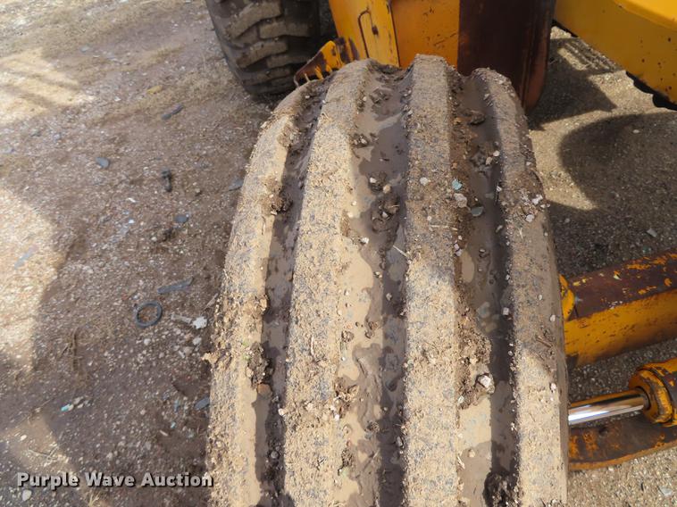 image for item L1494 1998 JCB 930 forklift