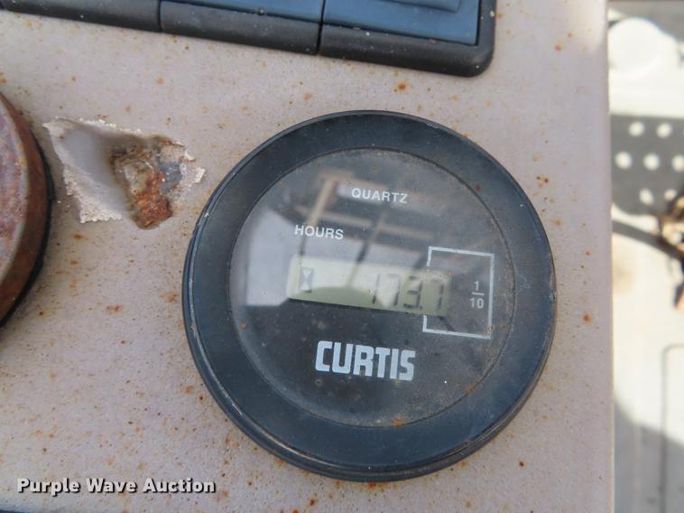 image for item L1494 1998 JCB 930 forklift