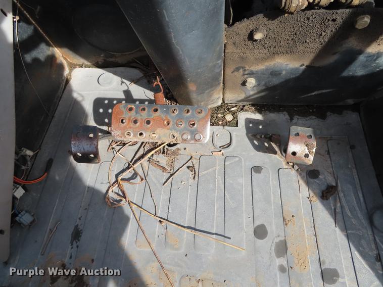 image for item L1494 1998 JCB 930 forklift