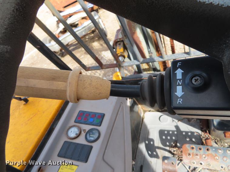 image for item L1494 1998 JCB 930 forklift