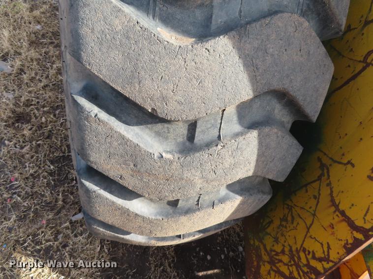 image for item L1495 Clark 55B wheel loader