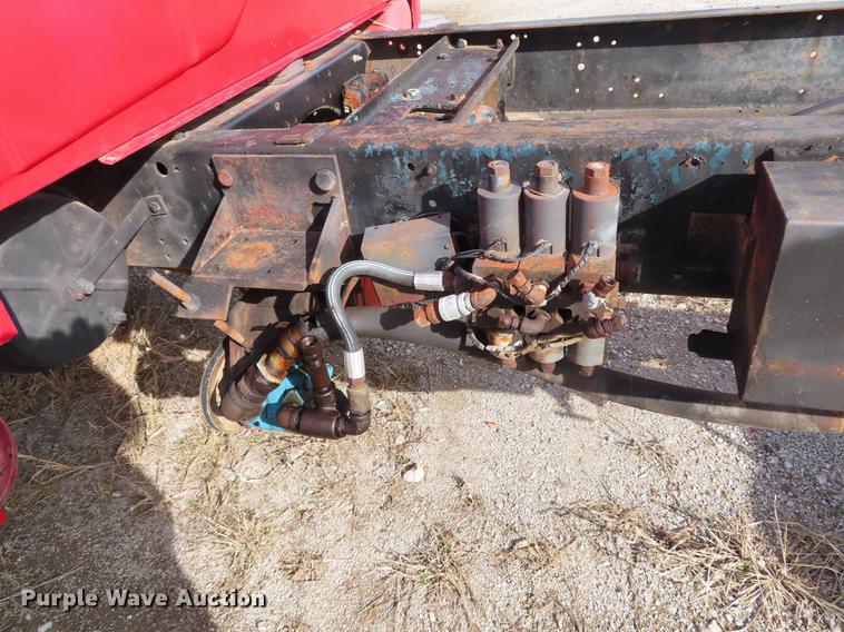 image for item L1496 1966 International 1700 truck cab and chassis