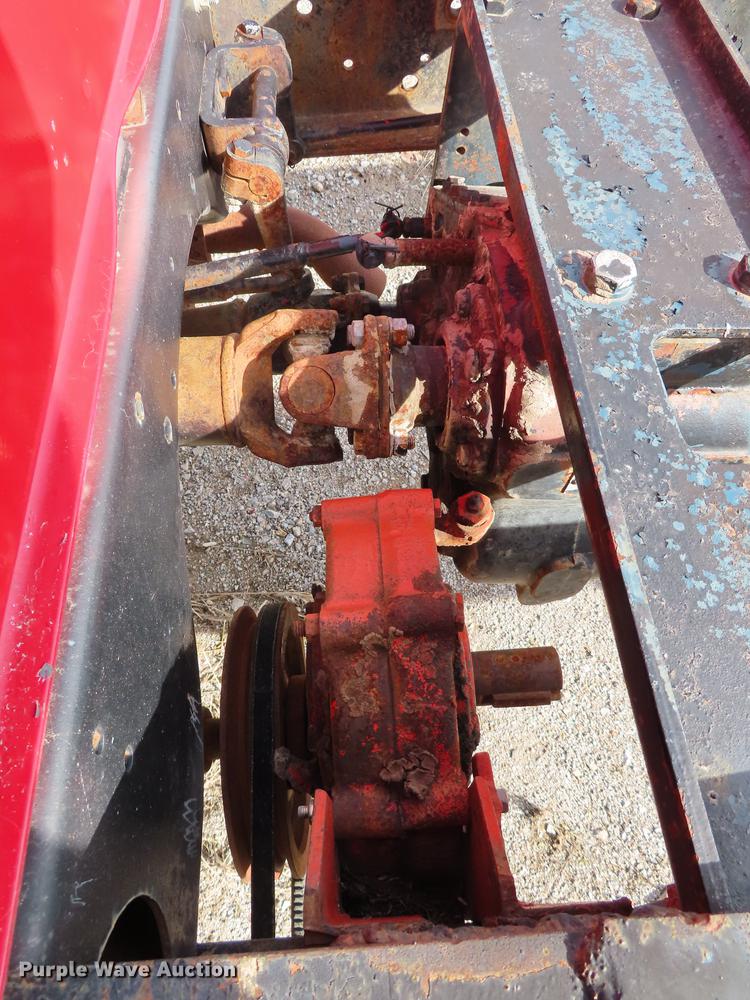 image for item L1496 1966 International 1700 truck cab and chassis