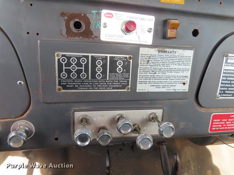 image for item L1496 1966 International 1700 truck cab and chassis