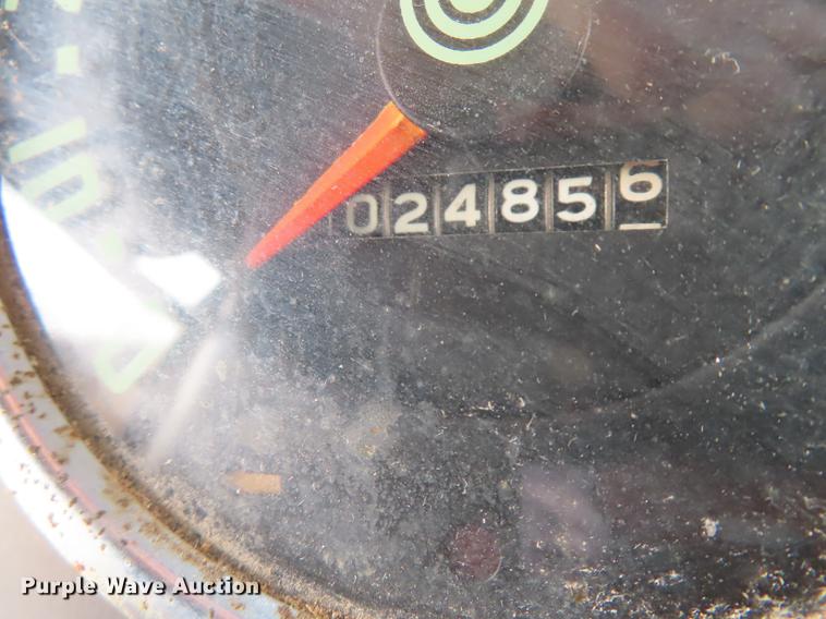 image for item L1496 1966 International 1700 truck cab and chassis