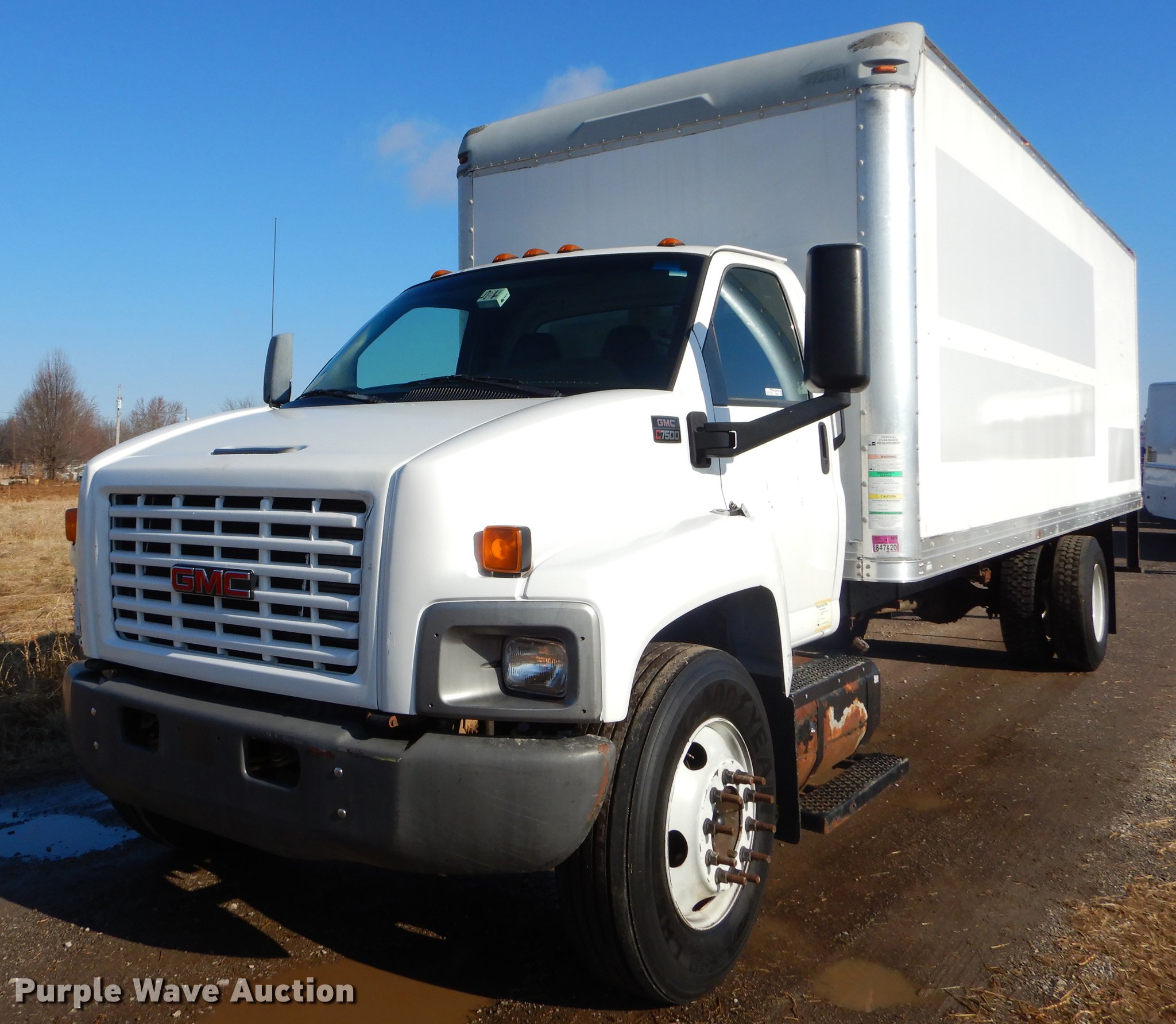2007 GMC C7500 box truck in Collinsville, OK Item FQ9567 sold