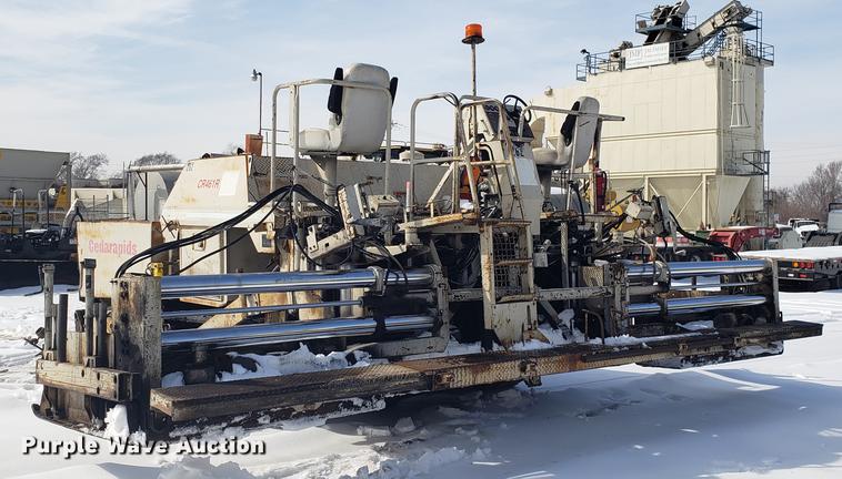 image for item AV9283 Cedarapids CR461 Greyhound paver