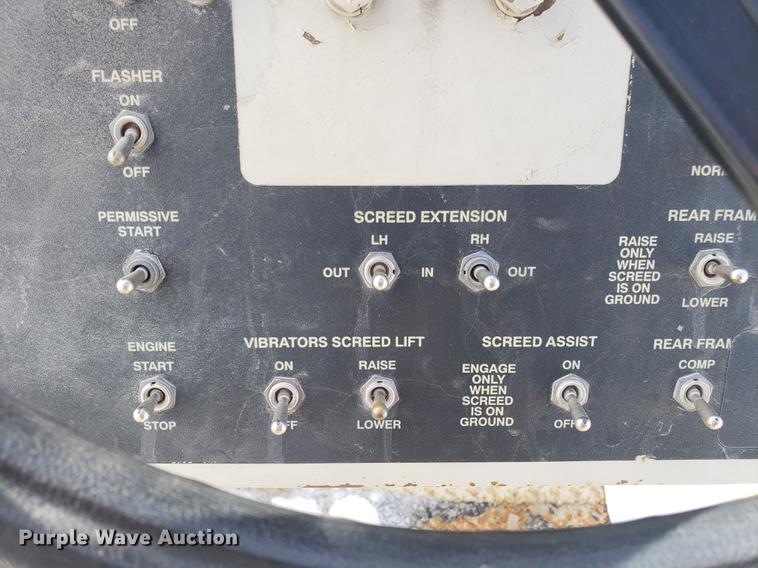 image for item AV9283 Cedarapids CR461 Greyhound paver