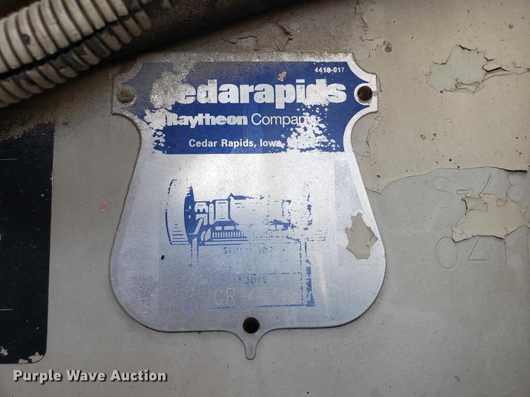 image for item AV9283 Cedarapids CR461 Greyhound paver