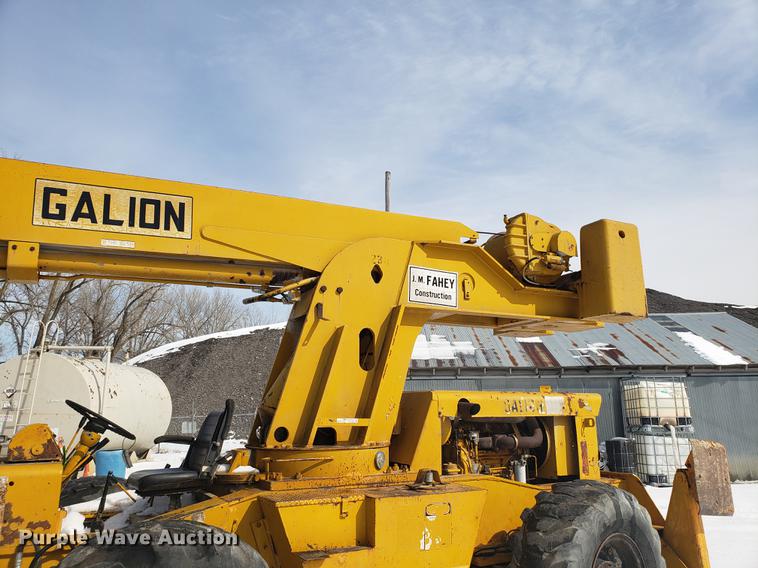 image for item AV9284 Galion 150A crane