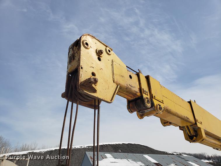 image for item AV9284 Galion 150A crane