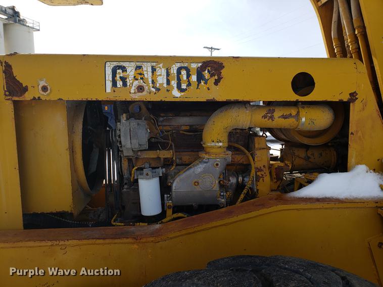 image for item AV9284 Galion 150A crane
