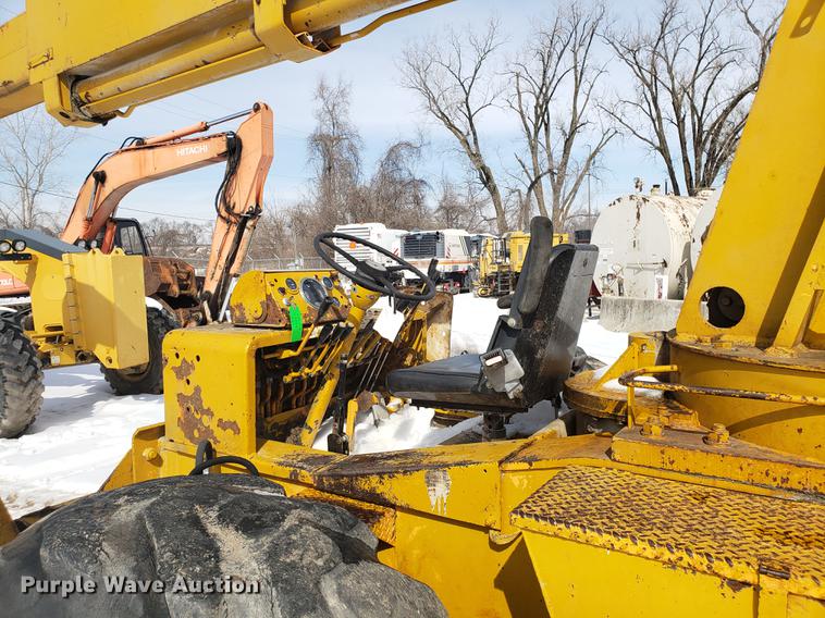 image for item AV9284 Galion 150A crane