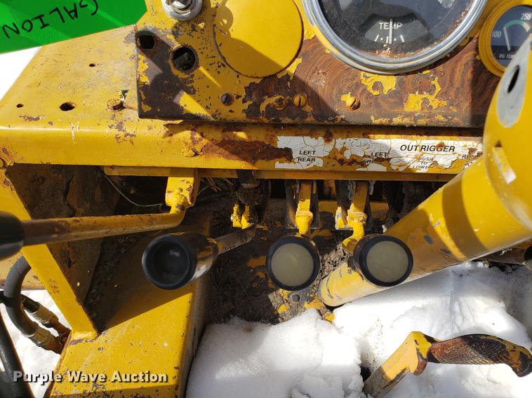 image for item AV9284 Galion 150A crane