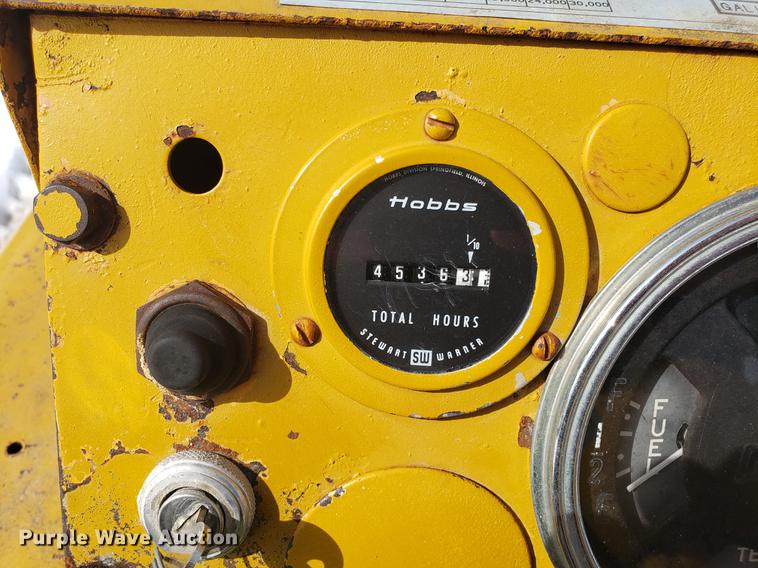 image for item AV9284 Galion 150A crane