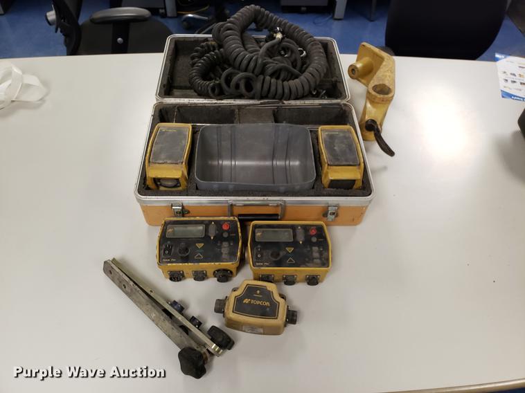 image for item AV9307 Topcon System 5 grade control