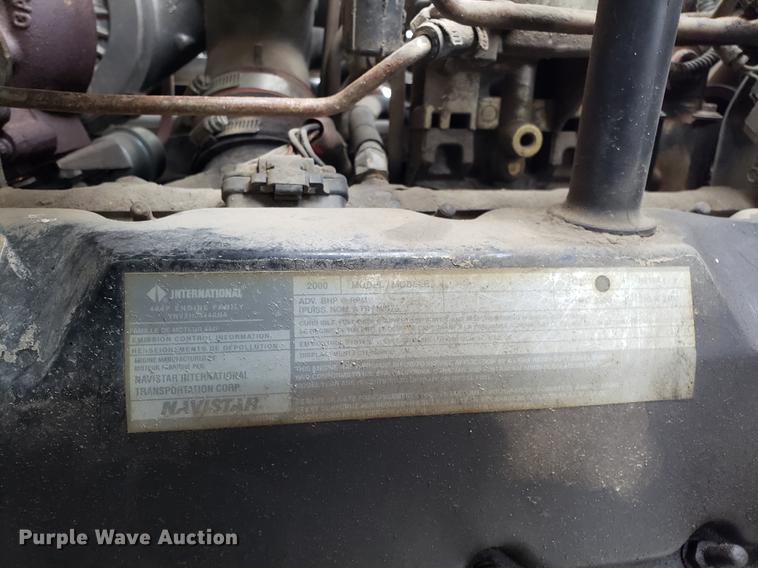 image for item AV9342 2000 Ford F650 Super Duty dump truck