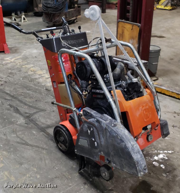 image for item AV9344 Husqvarna FS520 concrete saw