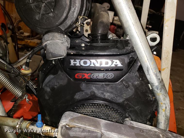 image for item AV9344 Husqvarna FS520 concrete saw