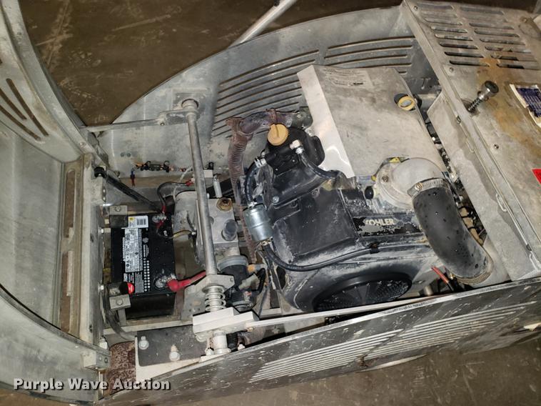 image for item AV9348 Soff Cut GX4200 concrete saw