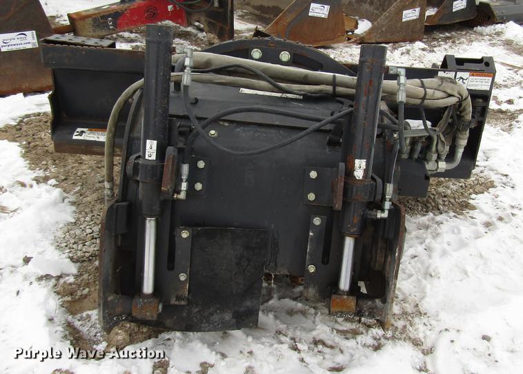 image for item DB6839 2011 Bobcat 24PLA skid steer cold planer