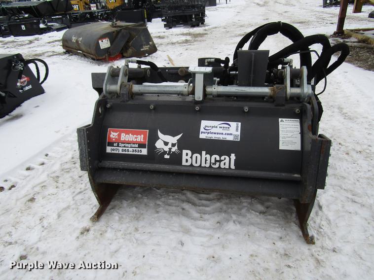 image for item DB6841 2013 Bobcat 40HYD skid steer cold planer